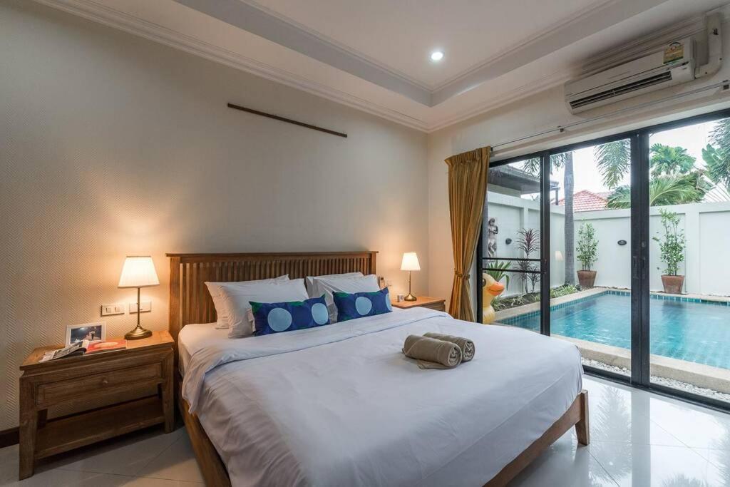 Anb Poolvilla 3Br Walk Private Beach In Pratamnak Pattaja Kültér fotó